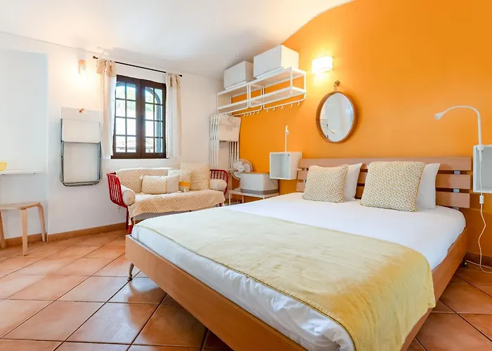 Charming Yellow In Albufeira Lägenhet Olhos de Agua (Albufeira)